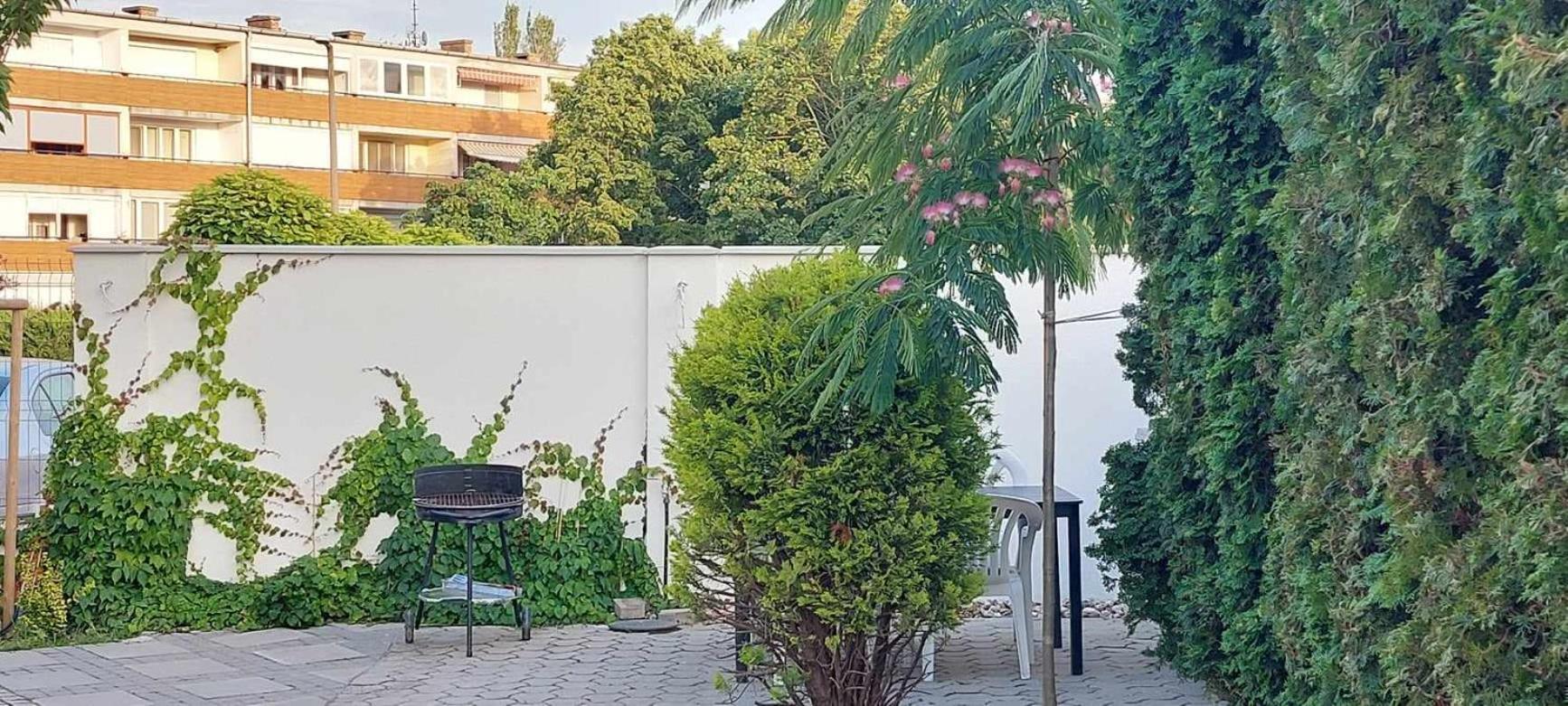Siesta Apartmanhaz Balatonfuered מראה חיצוני תמונה