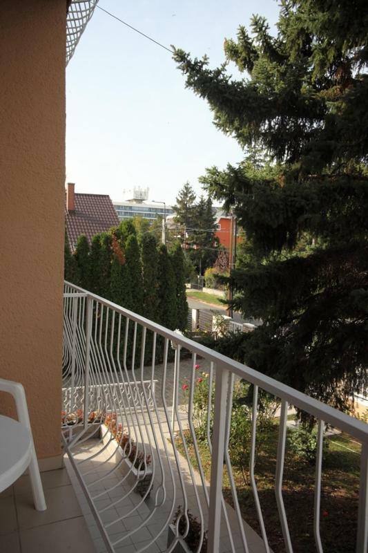 Siesta Apartmanhaz Balatonfuered מראה חיצוני תמונה
