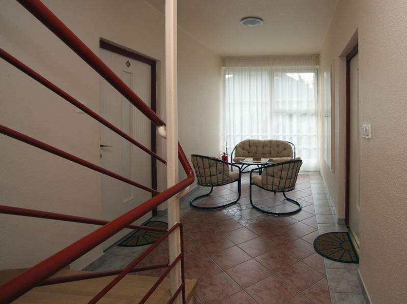 Siesta Apartmanhaz Balatonfuered מראה חיצוני תמונה